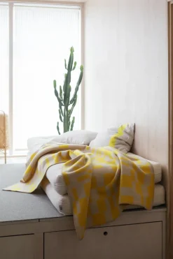 KOODI villahuopa, keltainen-vaalea beige 90 x 130 cm