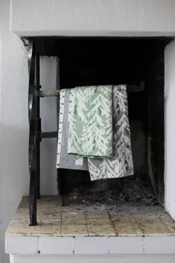 KUUSI pellavapyyhe
