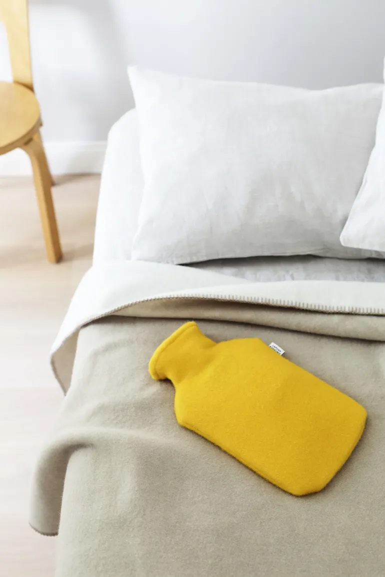 TUPLA kuumavesipullo, beige 2 litraa